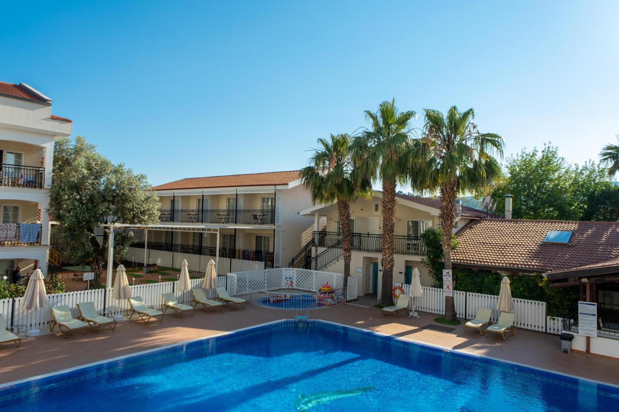 Sea Breeze Hotel And Apartments Oludeniz Exterior foto
